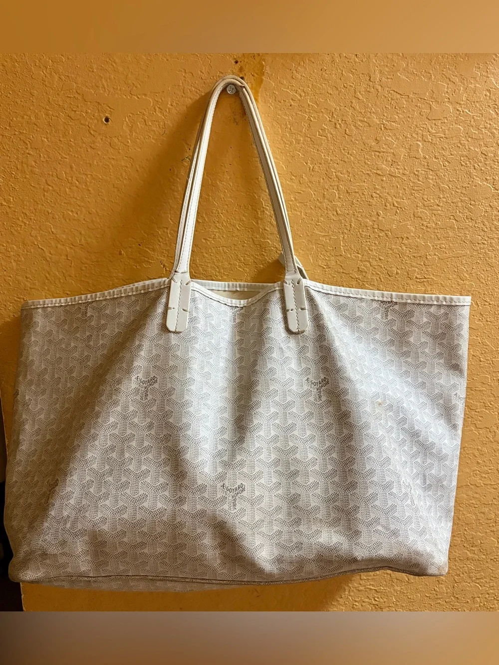 Goyard Off-White/Beige Patterned Saint Louis Tote